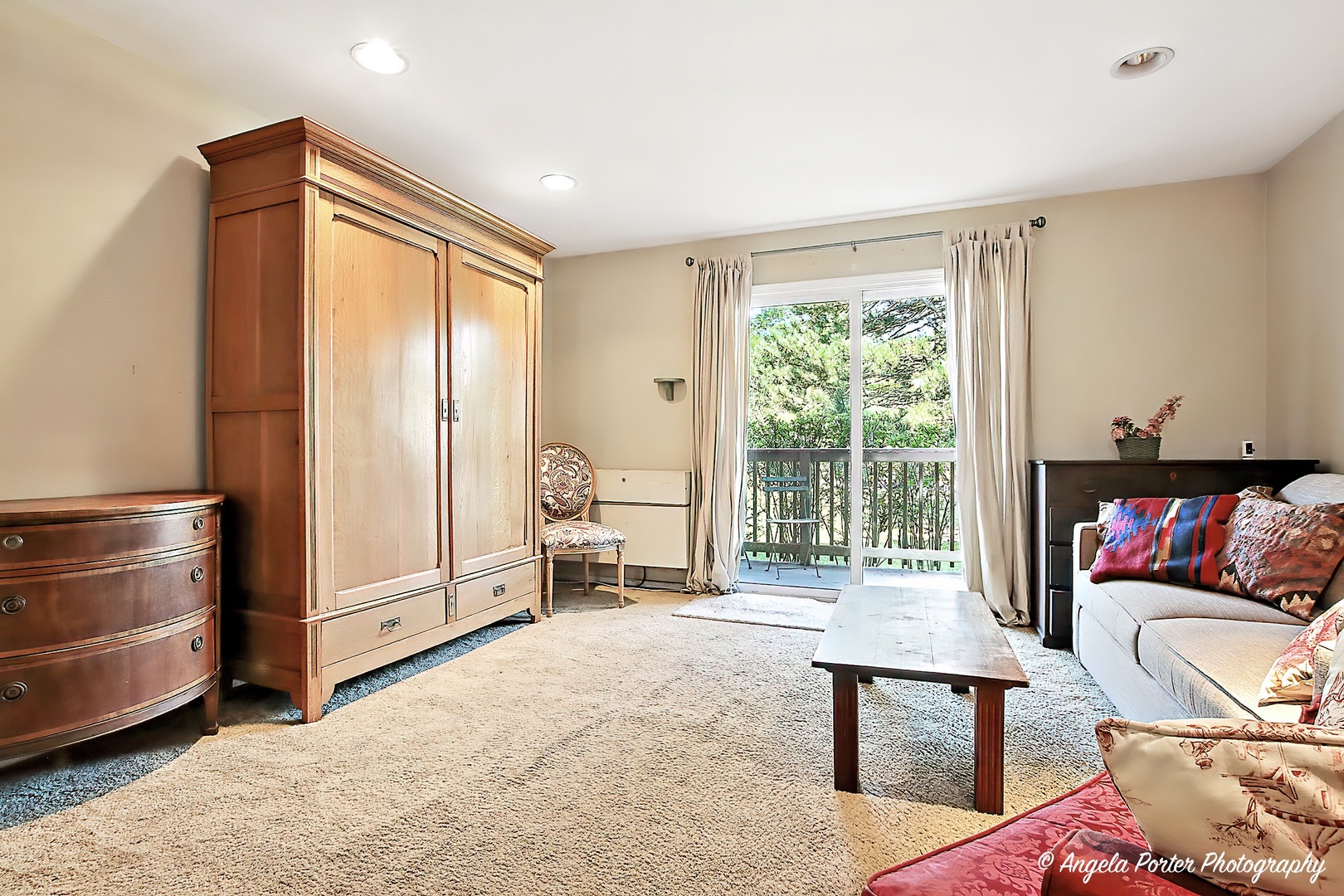 33661 N ROYAL OAK Lane #101, Grayslake, IL 60030