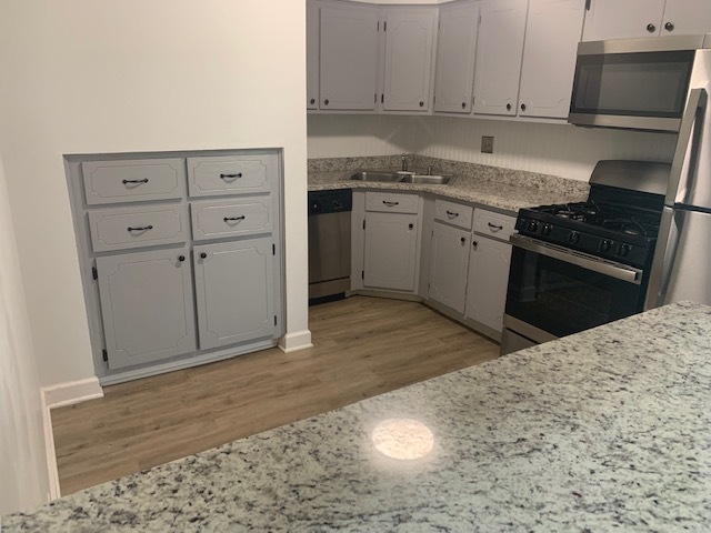 117 Gregory Street #18, Aurora, IL 60504