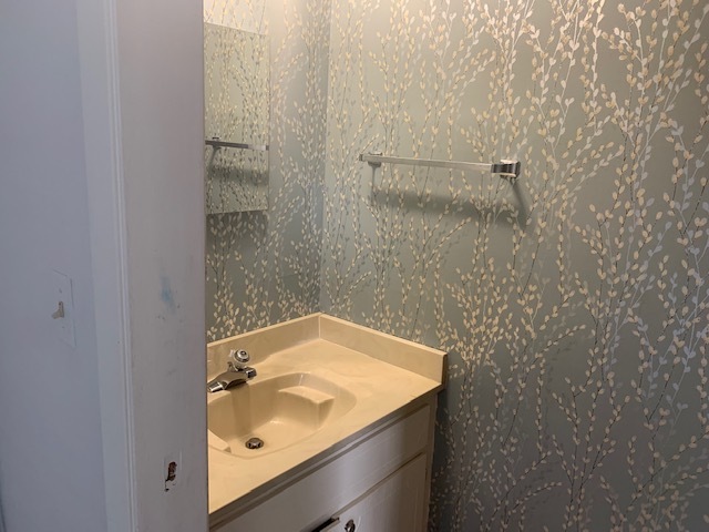 117 Gregory Street #18, Aurora, IL 60504