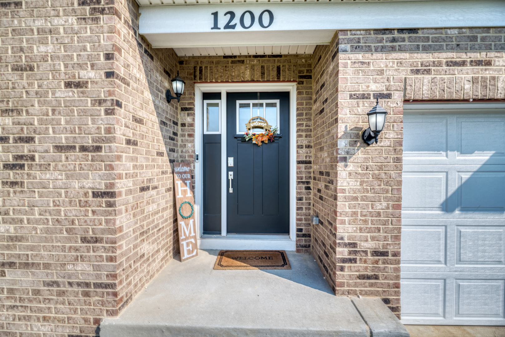 1200 Marlisle Drive, Hampshire, IL 60140