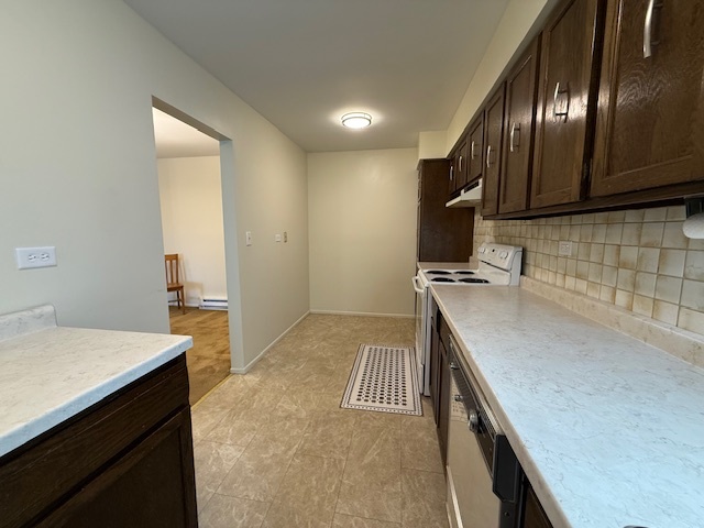 816 E Old Willow Road #116, Prospect Heights, IL 60070