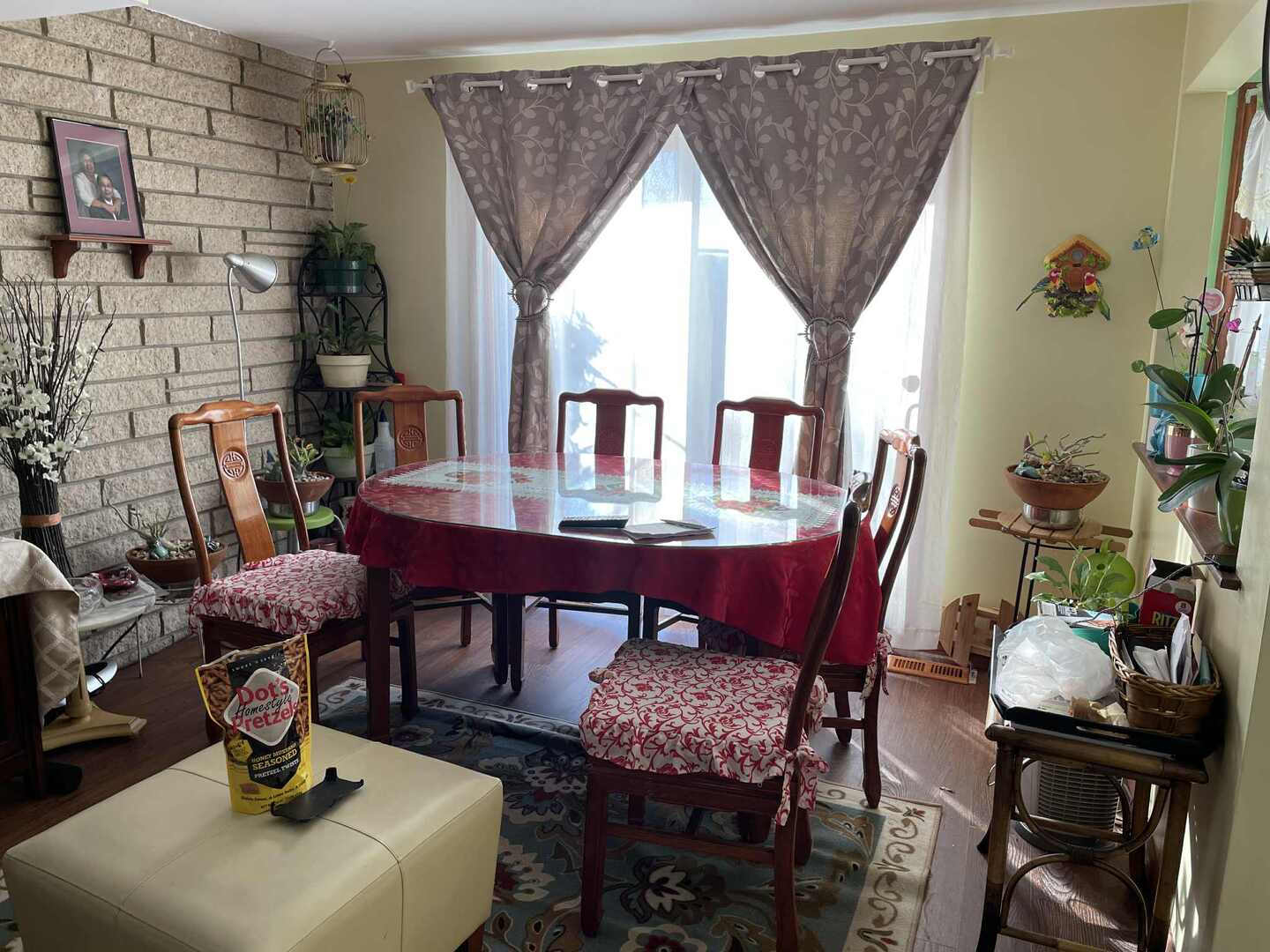 299 Dover Lane, Des Plaines, IL 60018