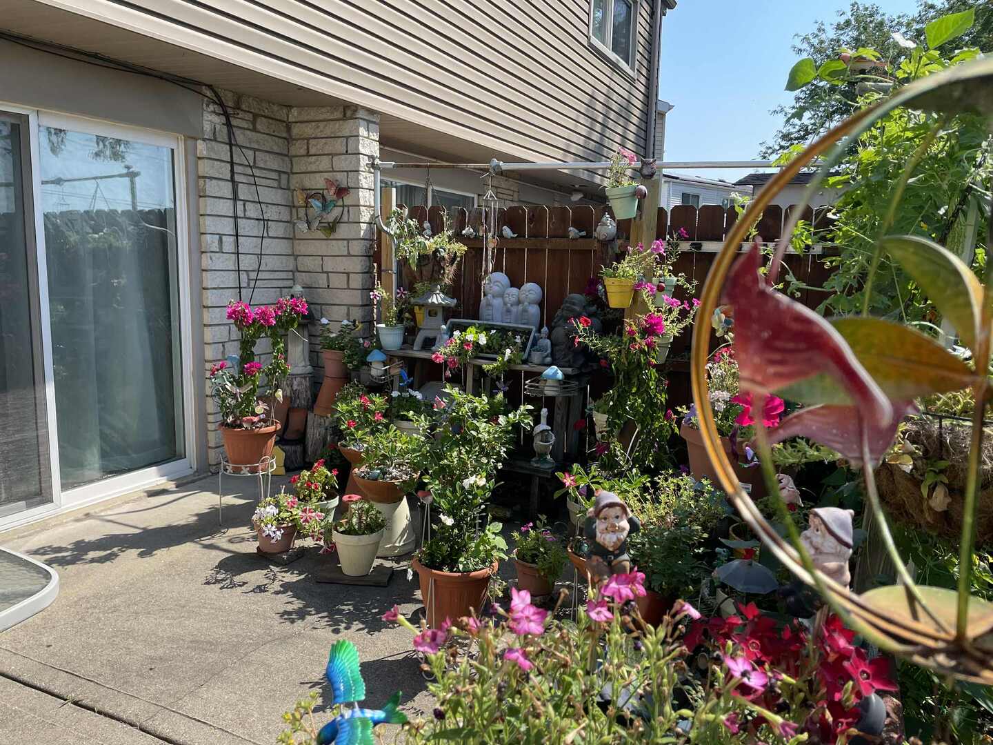 299 Dover Lane, Des Plaines, IL 60018