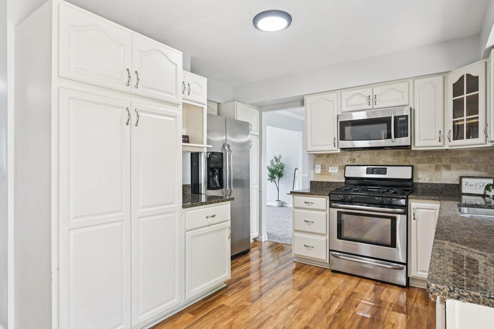 78 N Walnut Lane, Schaumburg, IL 60194