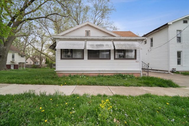 803 W Grove Street, Bloomington, IL 61701