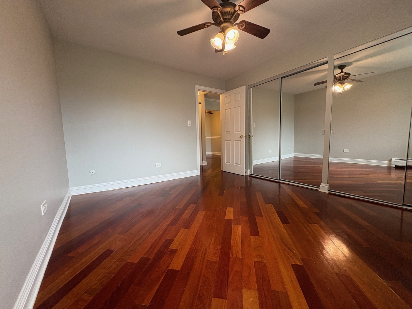 5310 N Chester Avenue #502, Chicago, IL 60656