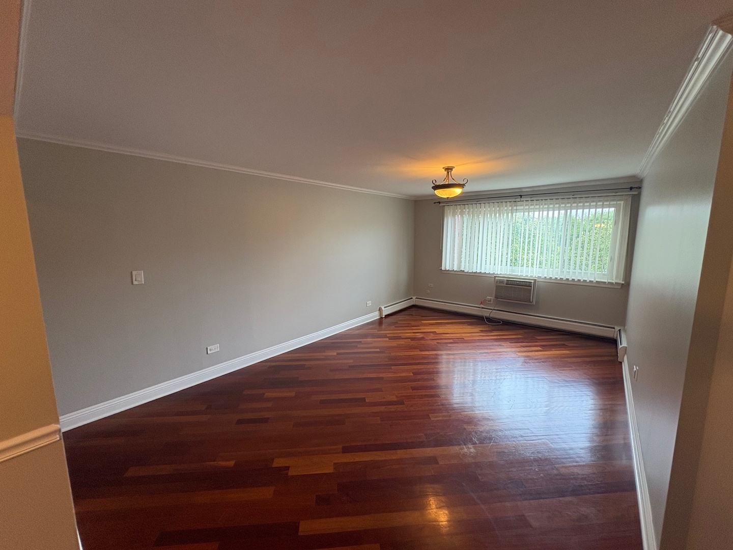5310 N Chester Avenue #502, Chicago, IL 60656