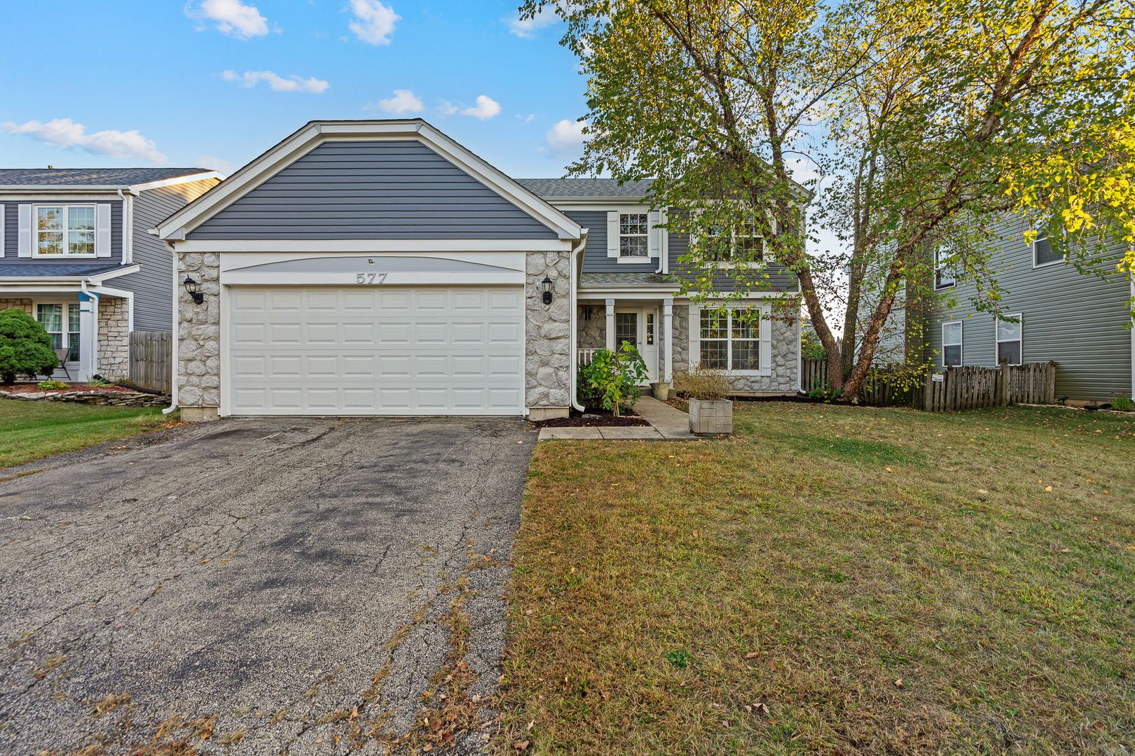 577 Greystone Lane, Bolingbrook, IL 60440
