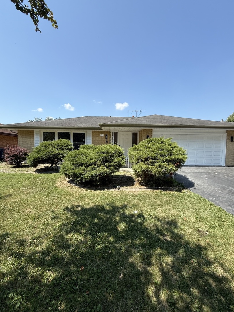17140 University Avenue, South Holland, IL 60473