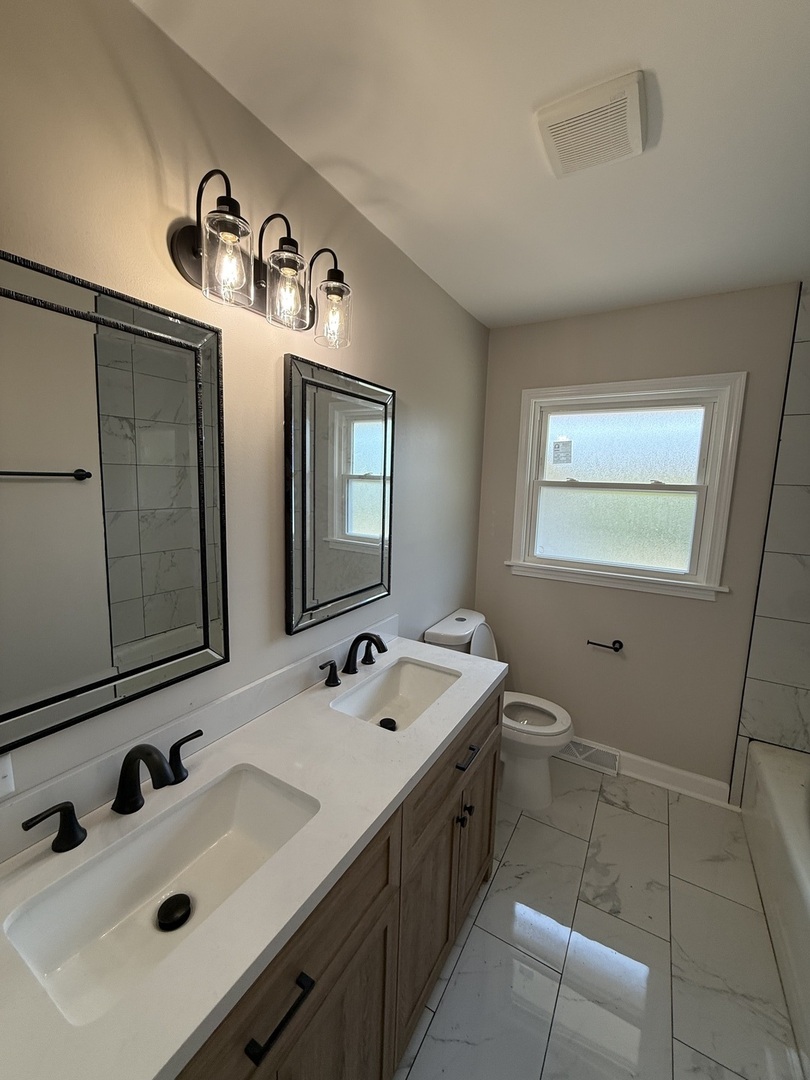 17140 University Avenue, South Holland, IL 60473