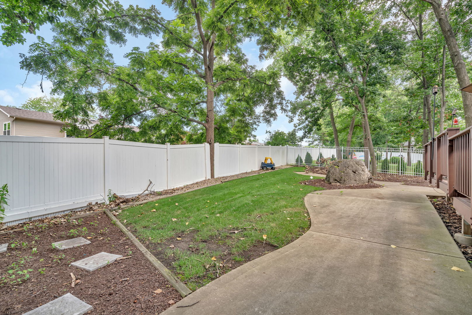 745 Feather Sound Drive, Bolingbrook, IL 60440