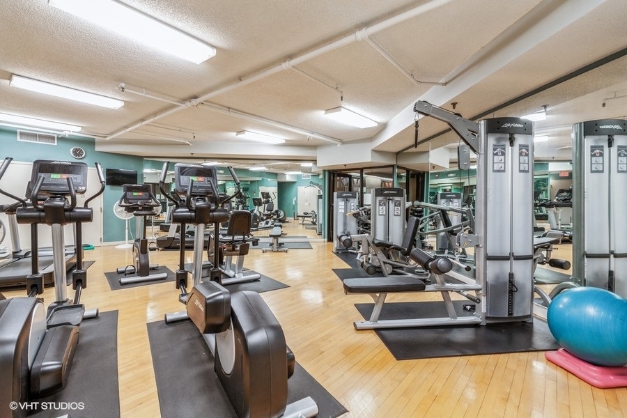 509 AURORA Avenue #117, Naperville, IL 60540