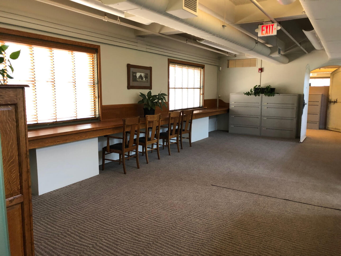 1508 S Batavia Avenue, Geneva, IL 60134