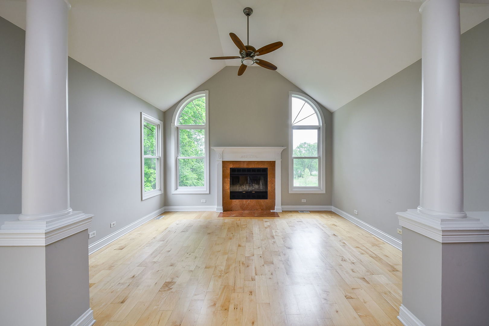 104 Bruell Street, Yorkville, IL 60560