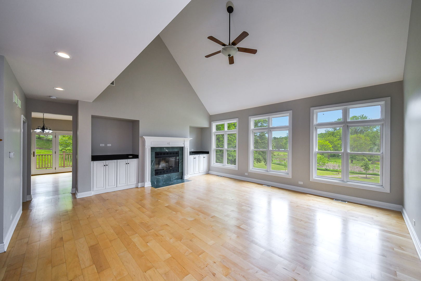 104 Bruell Street, Yorkville, IL 60560