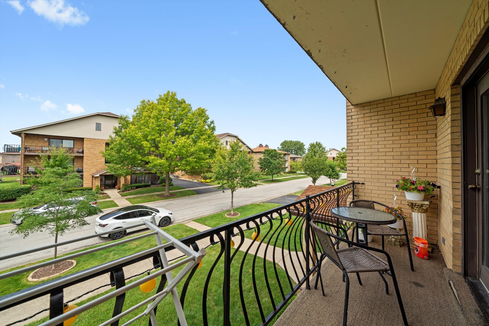 16825 81st Avenue #2S, Tinley Park, IL 60477
