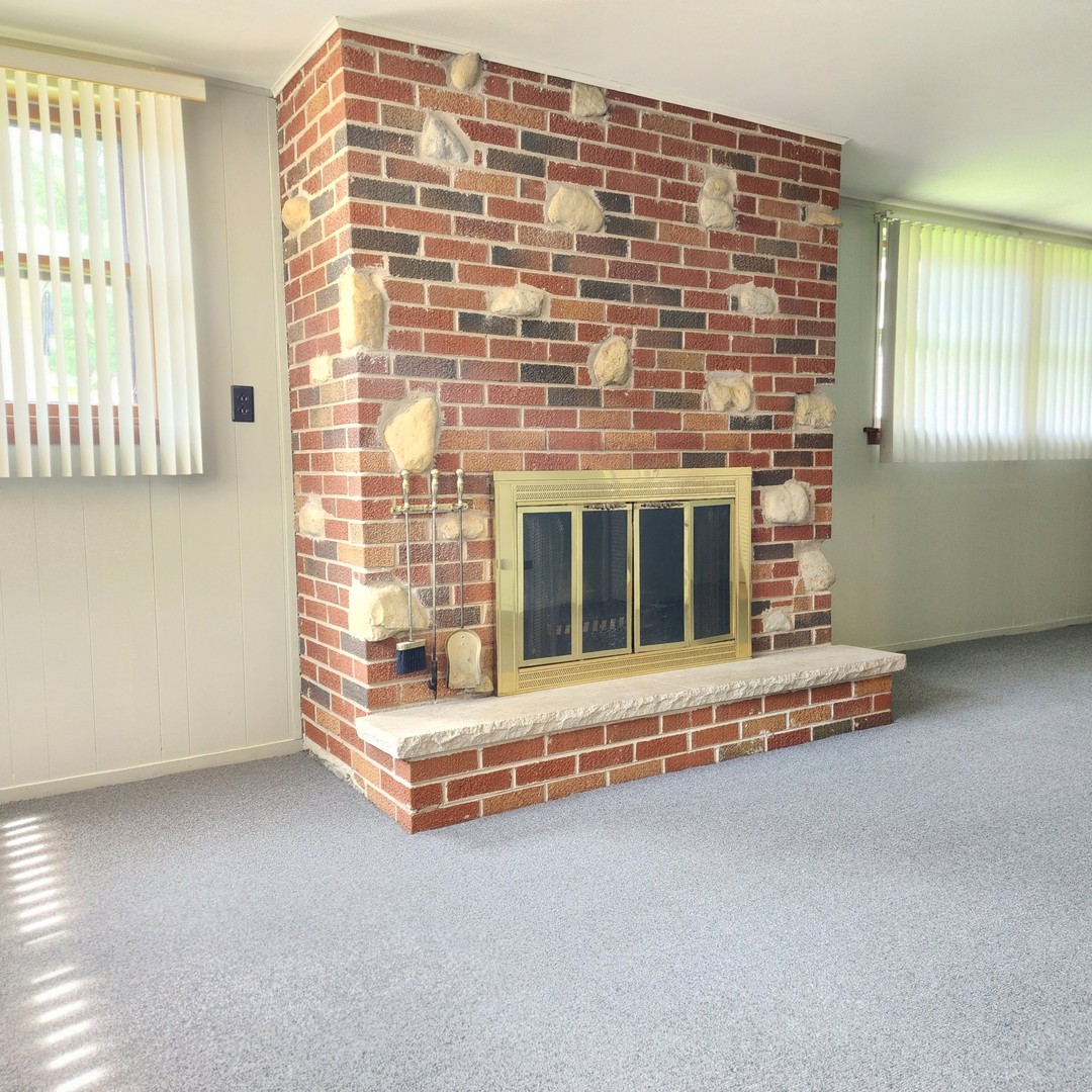 9810 Warren Avenue, Oak Lawn, IL 60453