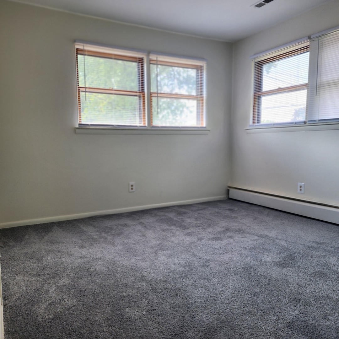 9810 Warren Avenue, Oak Lawn, IL 60453