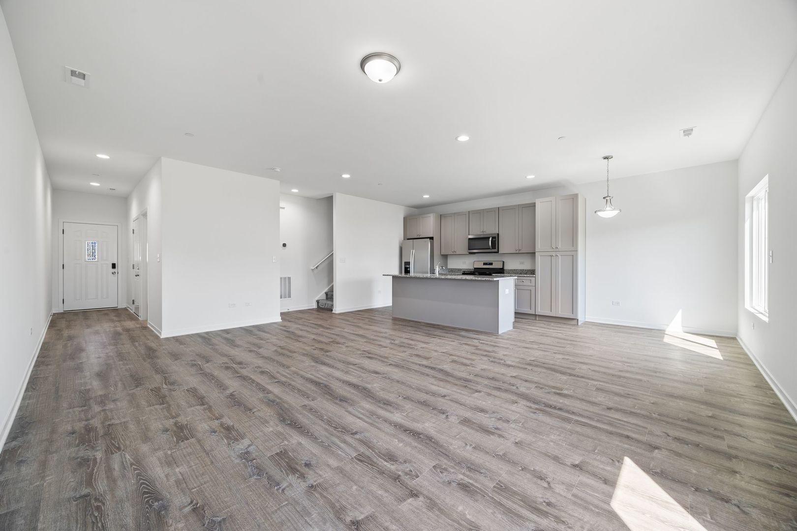 1232 Gillespie Lane, Yorkville, IL 60560