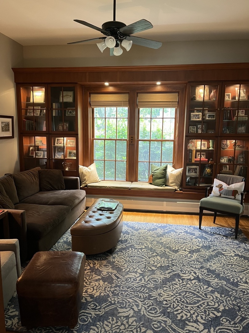 1606 Forest Avenue, Wilmette, IL 60091