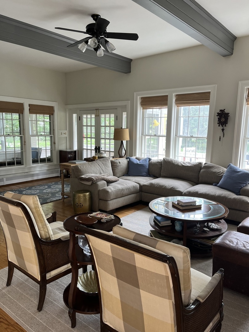 1606 Forest Avenue, Wilmette, IL 60091