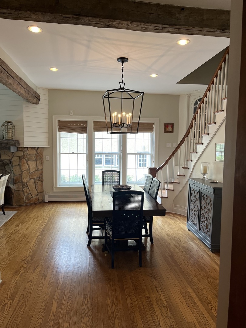 1606 Forest Avenue, Wilmette, IL 60091