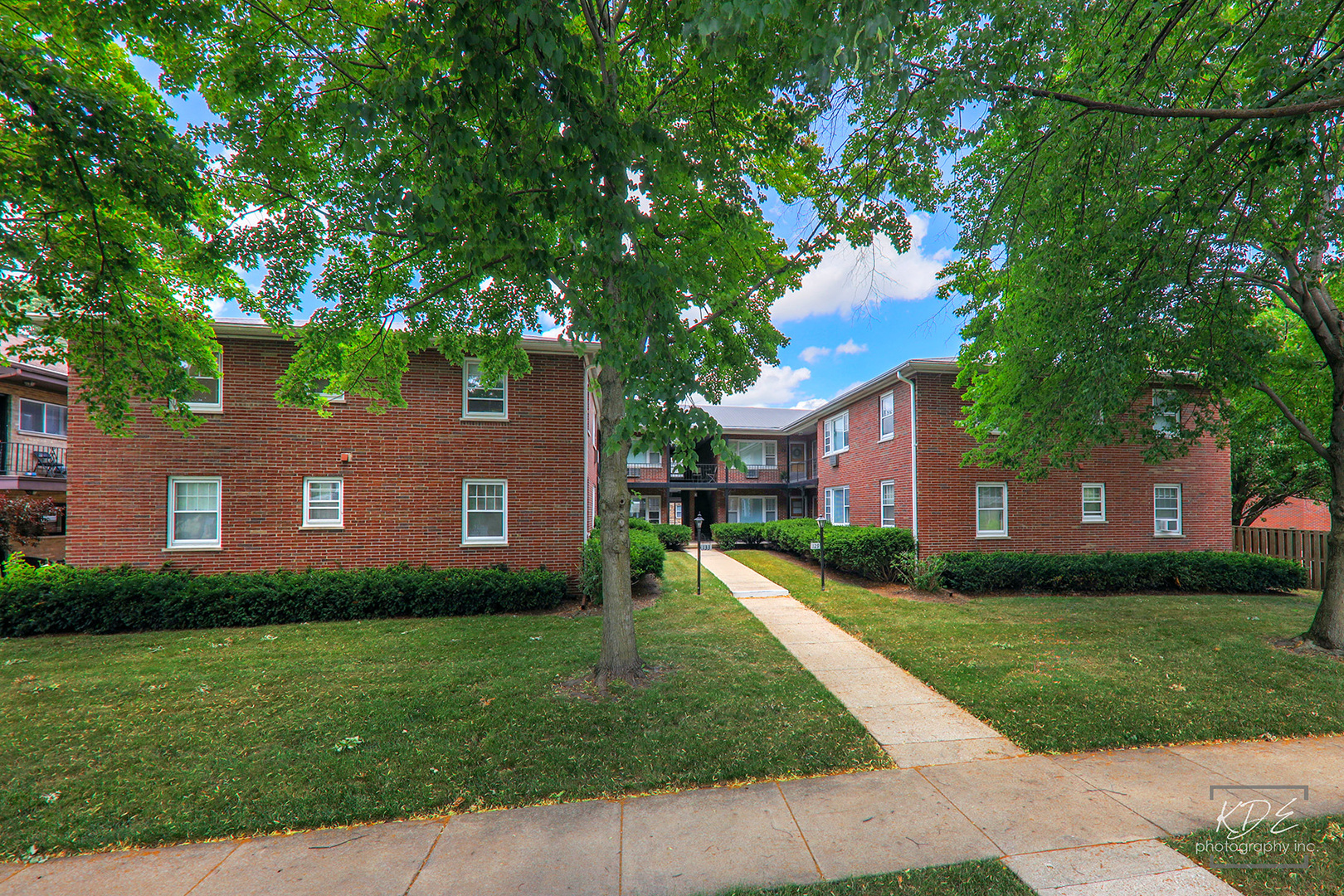 129-133 E Franklin Avenue #1, Naperville, IL 60540