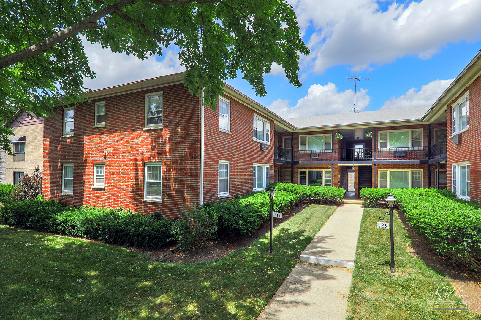 129-133 E Franklin Avenue #1, Naperville, IL 60540