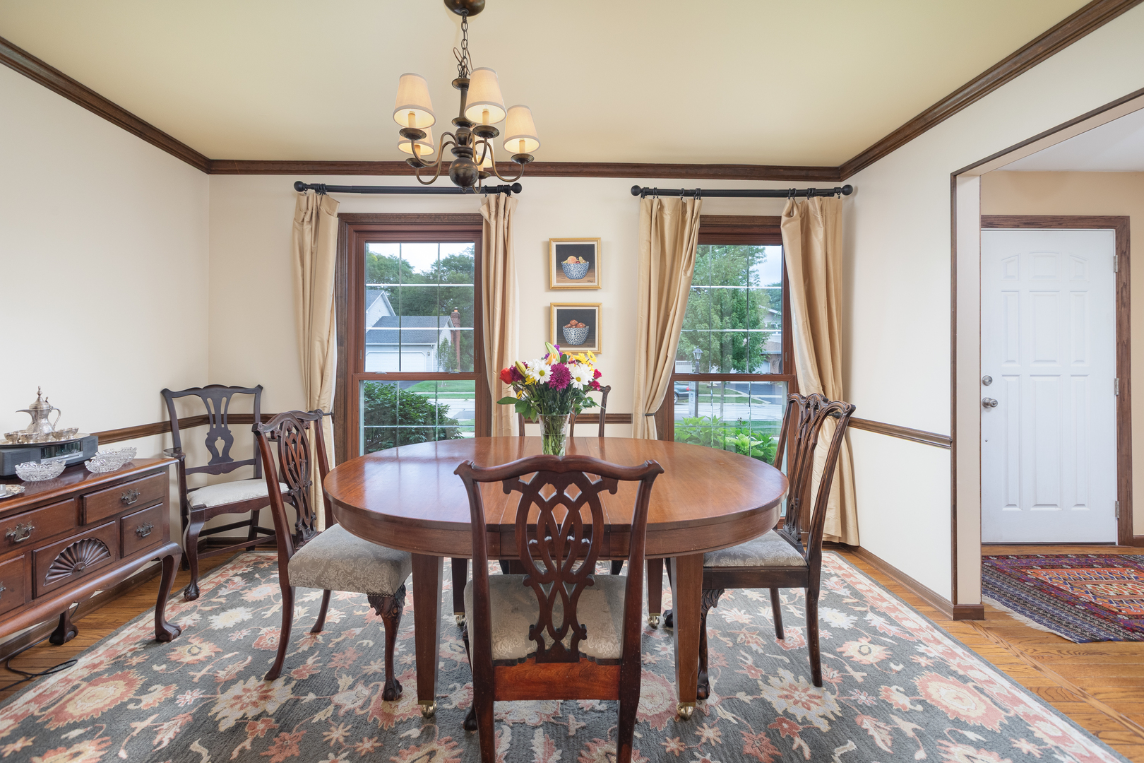 1035 Williamsburg Drive, Naperville, IL 60540