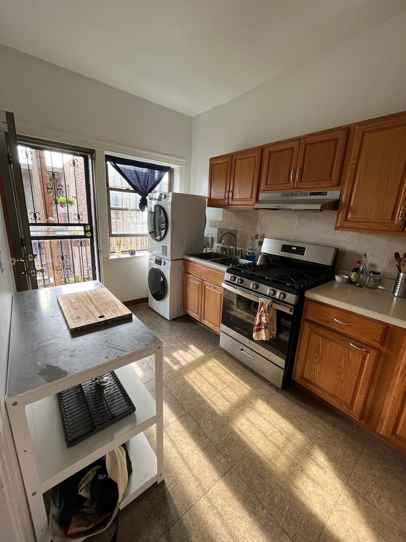 5110 S Woodlawn Avenue #3H, Chicago, IL 60615