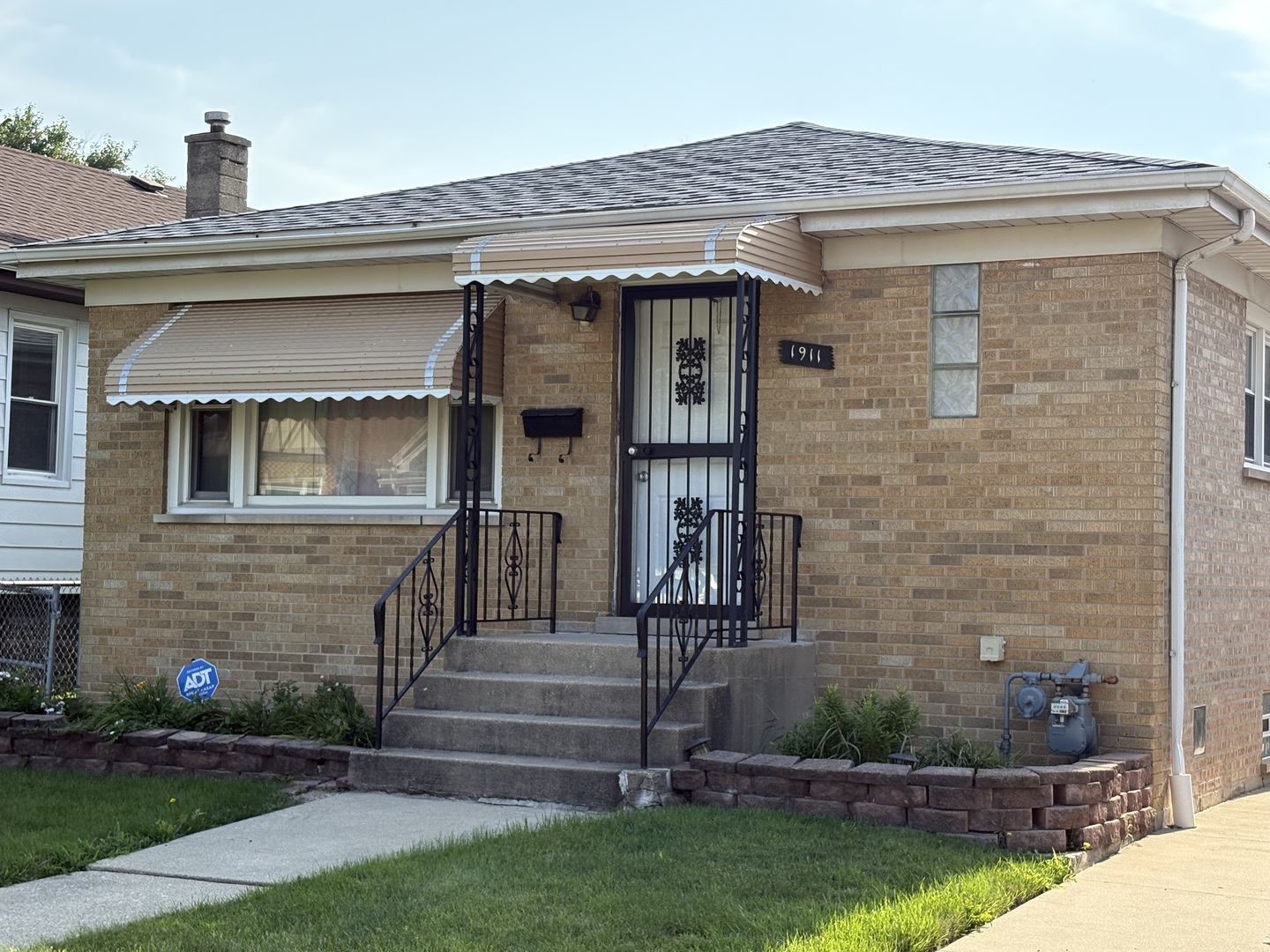 1911 S 22nd Avenue, Maywood, IL 60153