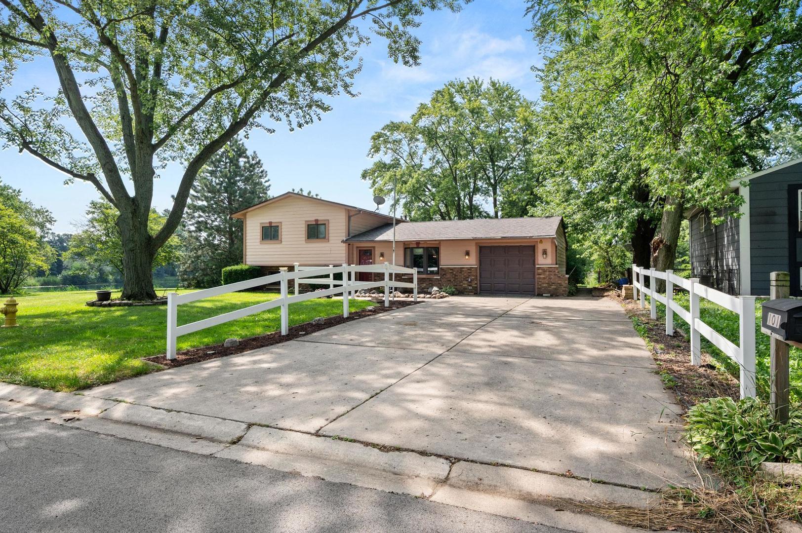 101 Seabury Road, Bolingbrook, IL 60440