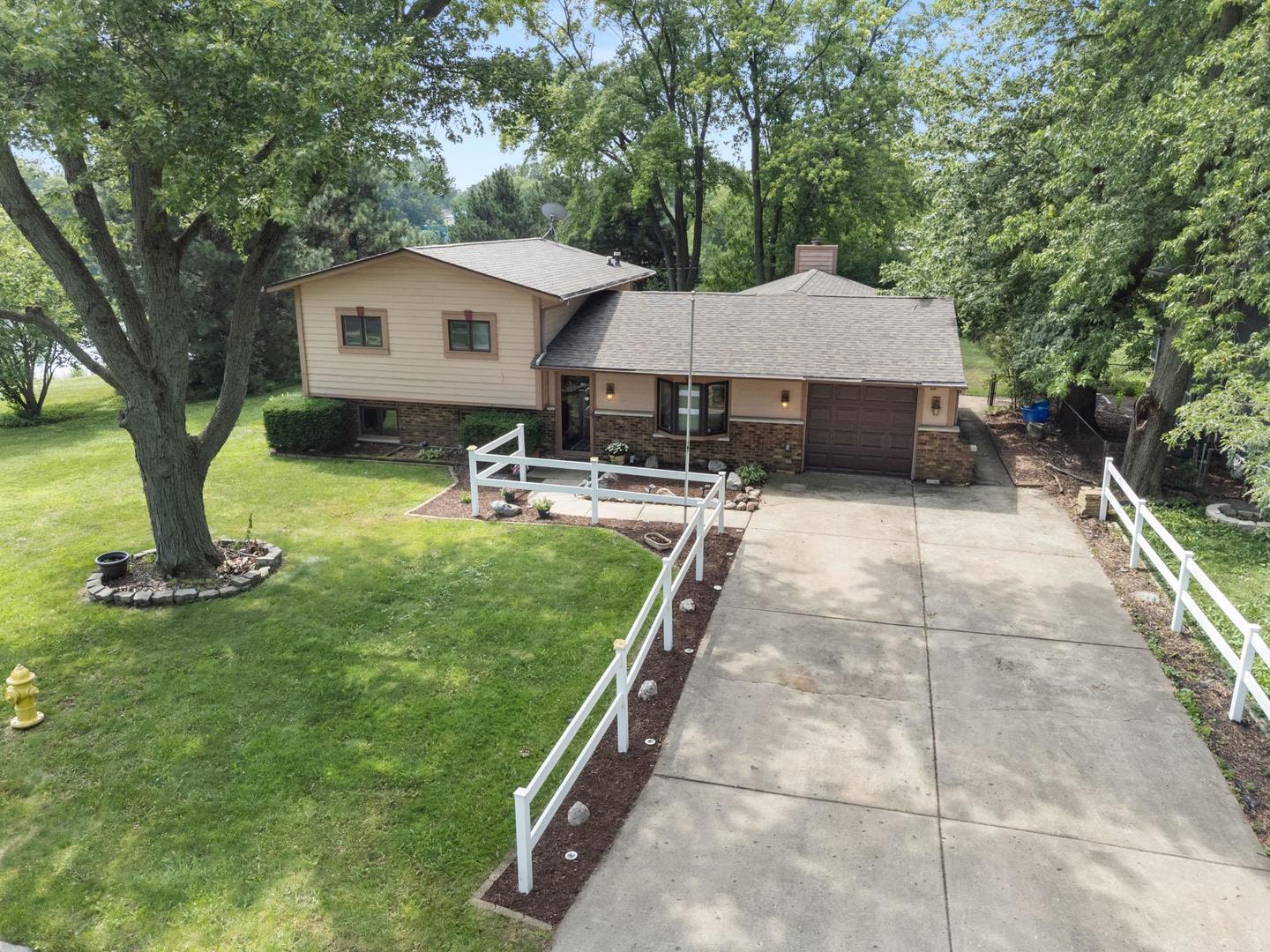 101 Seabury Road, Bolingbrook, IL 60440