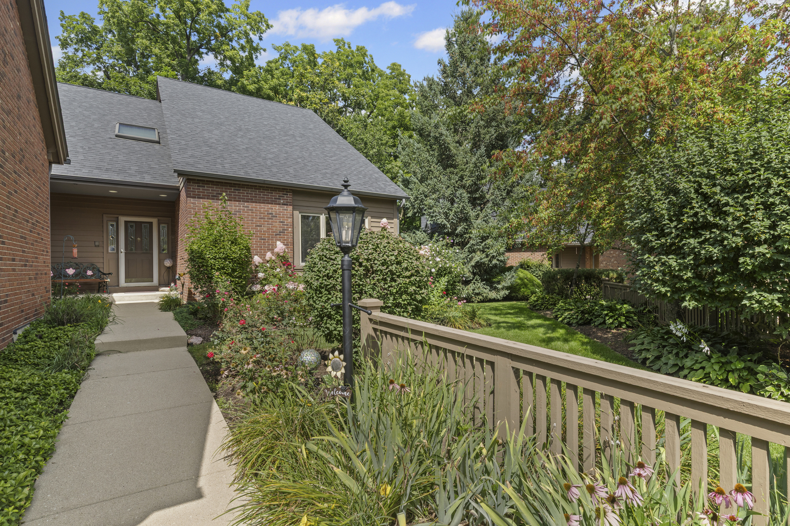 2461 Tall Oaks Drive, Elgin, IL 60123