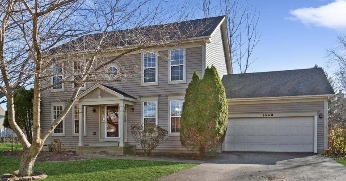 1660 Blackwell Lane, Aurora, IL 60504
