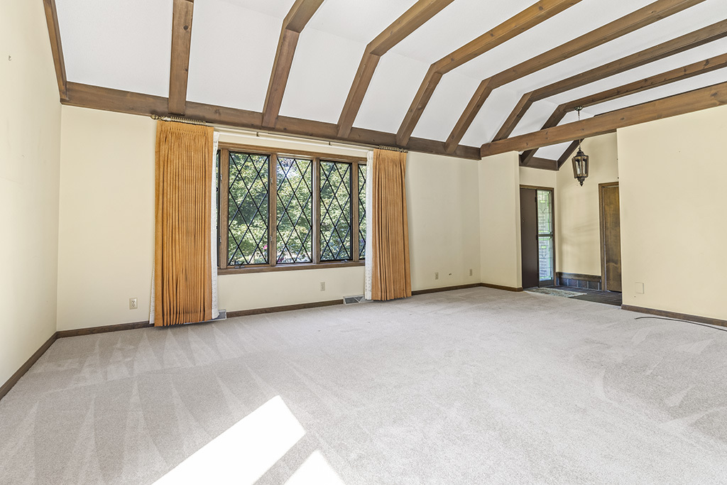 1004 Valley Lane, Lockport, IL 60441