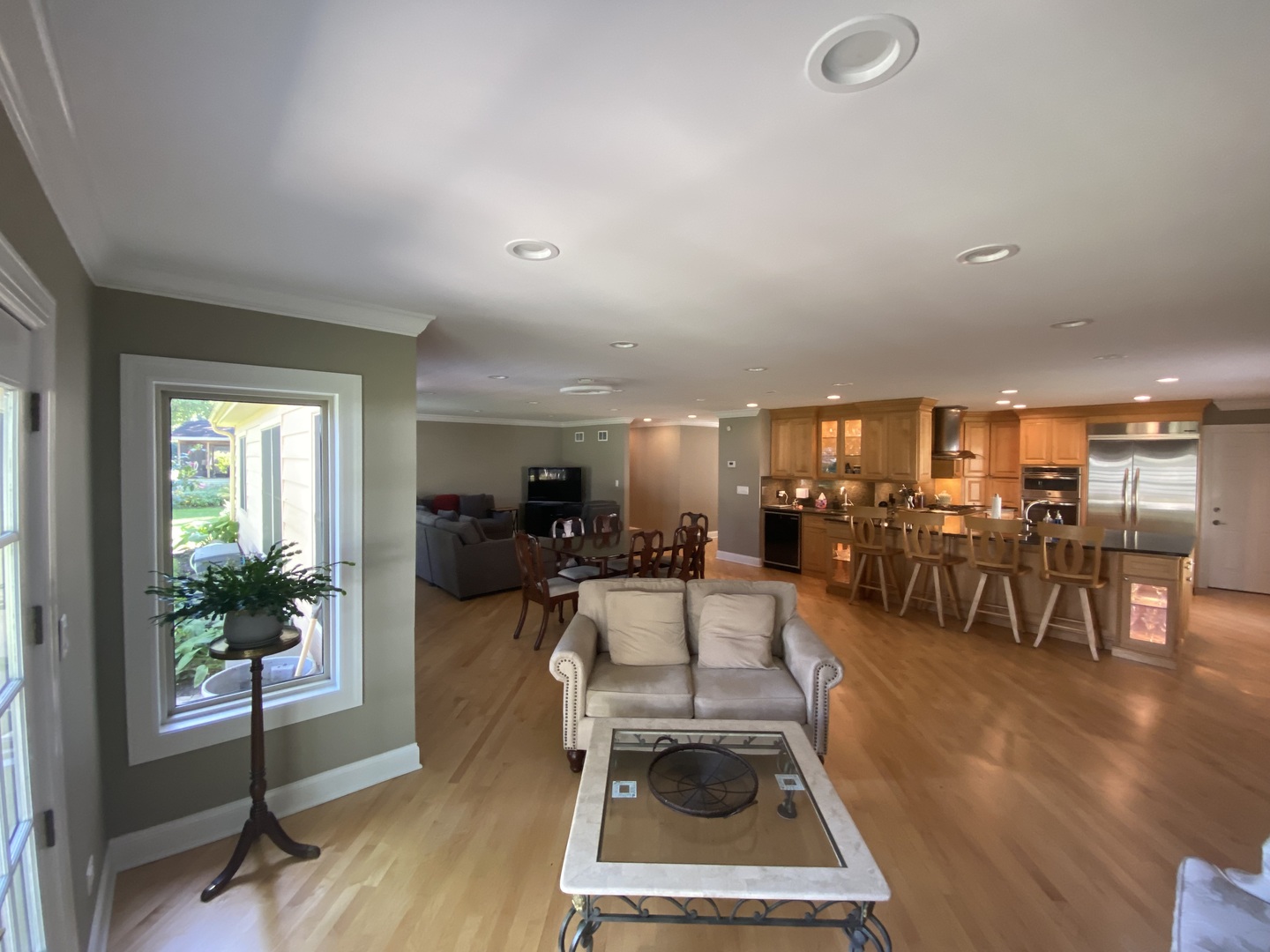 345 Cottonwood Lane, Naperville, IL 60540