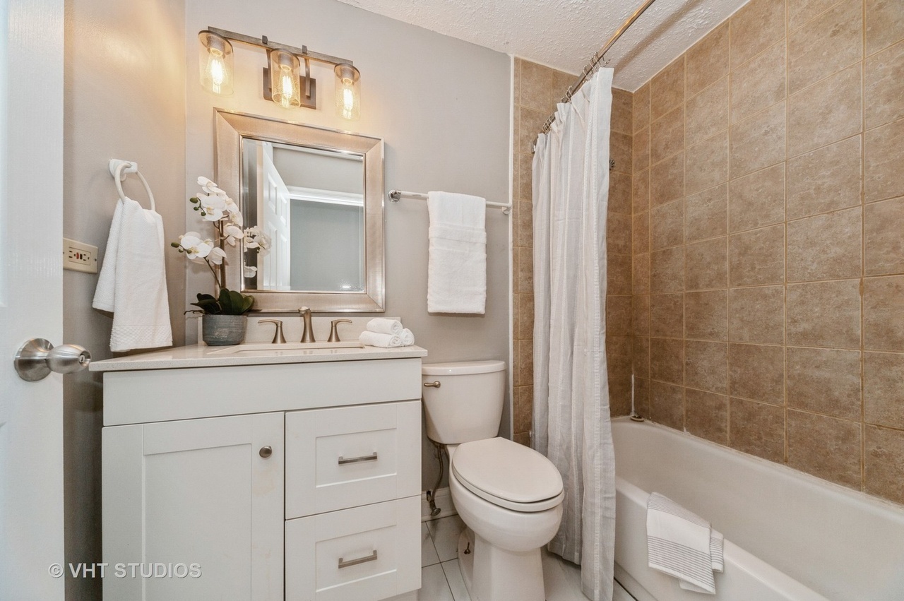 1794 Howe Lane #1794, Hanover Park, IL 60133