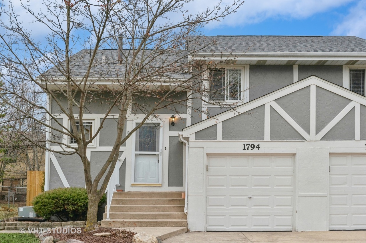1794 Howe Lane #1794, Hanover Park, IL 60133