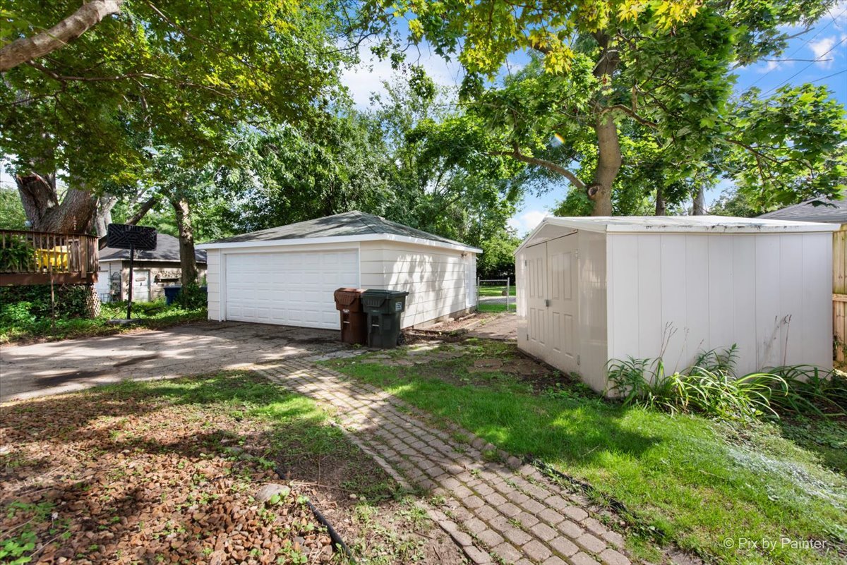 1725 Cedar Road, Homewood, IL 60430