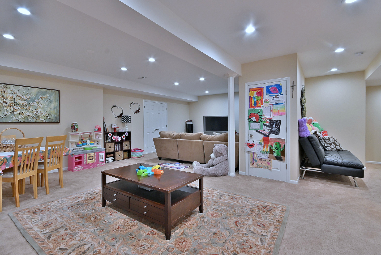 3960 Willow View Drive, Lake In The Hills, IL 60156