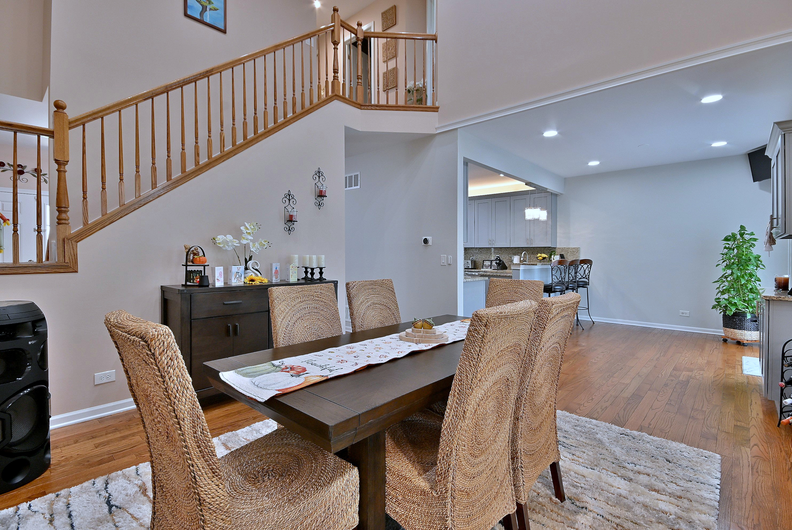 3960 Willow View Drive, Lake In The Hills, IL 60156