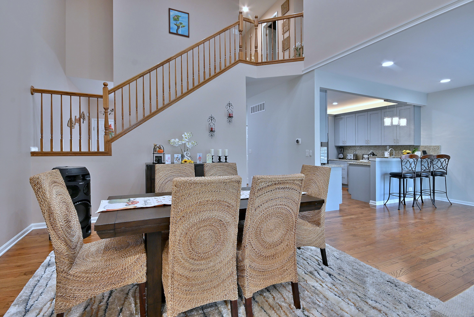 3960 Willow View Drive, Lake In The Hills, IL 60156