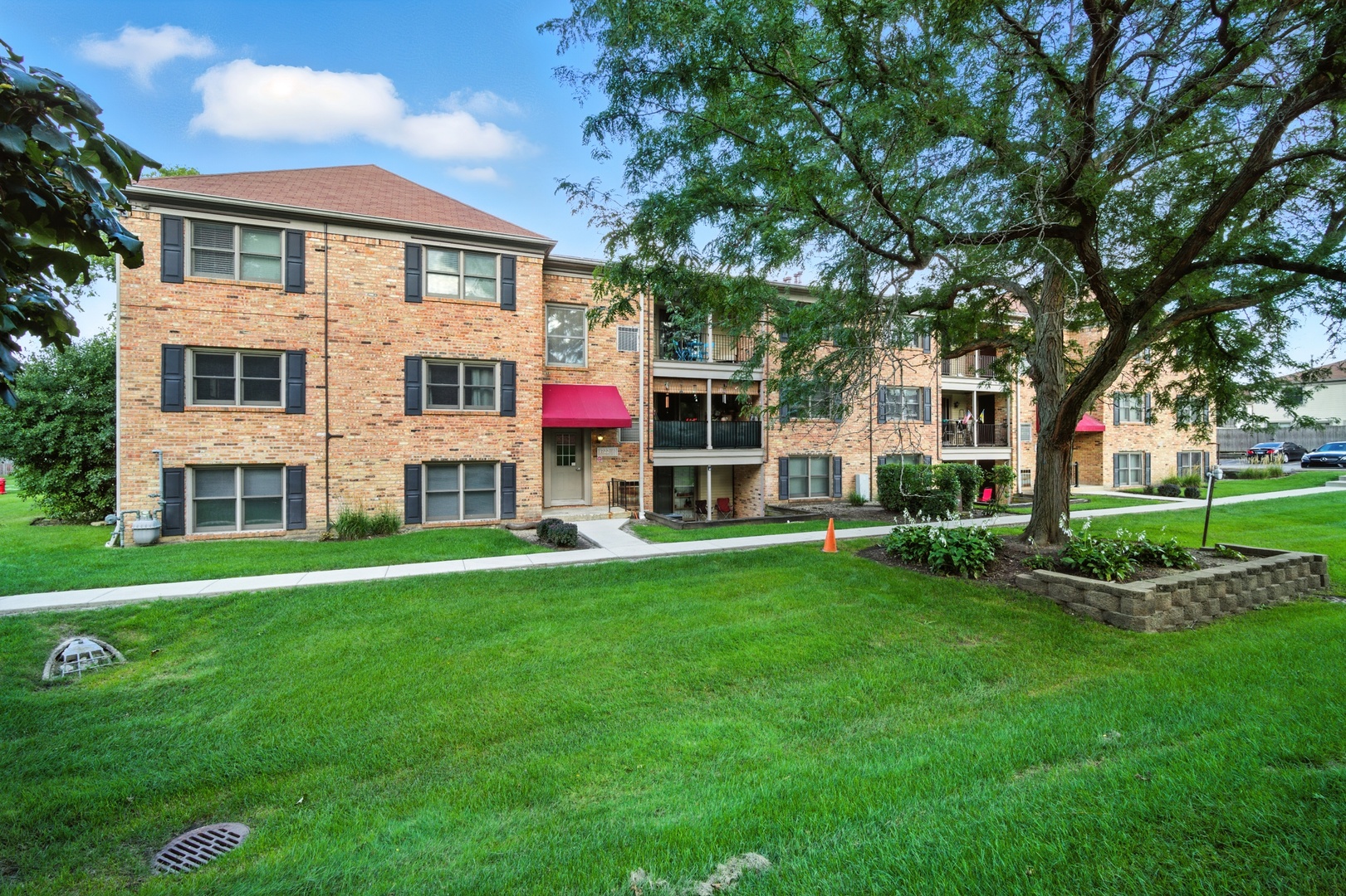 1722 Fayette Walk #A, Hoffman Estates, IL 60169