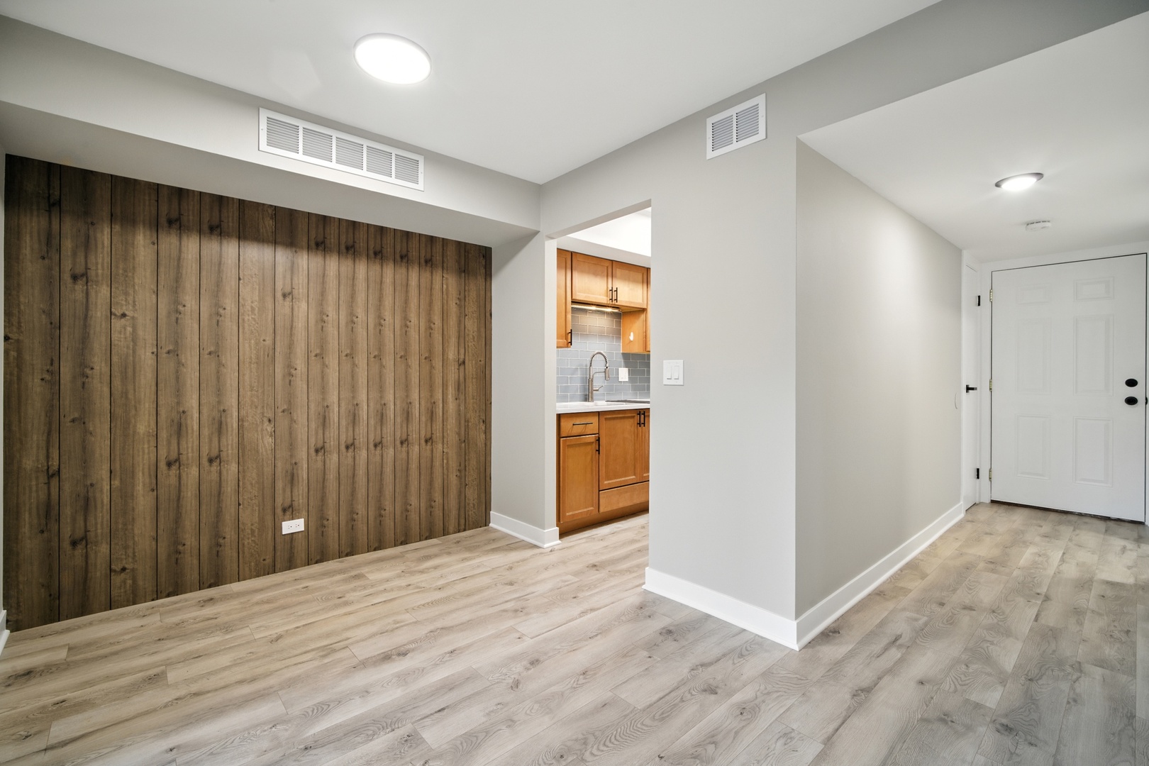 1722 Fayette Walk #A, Hoffman Estates, IL 60169