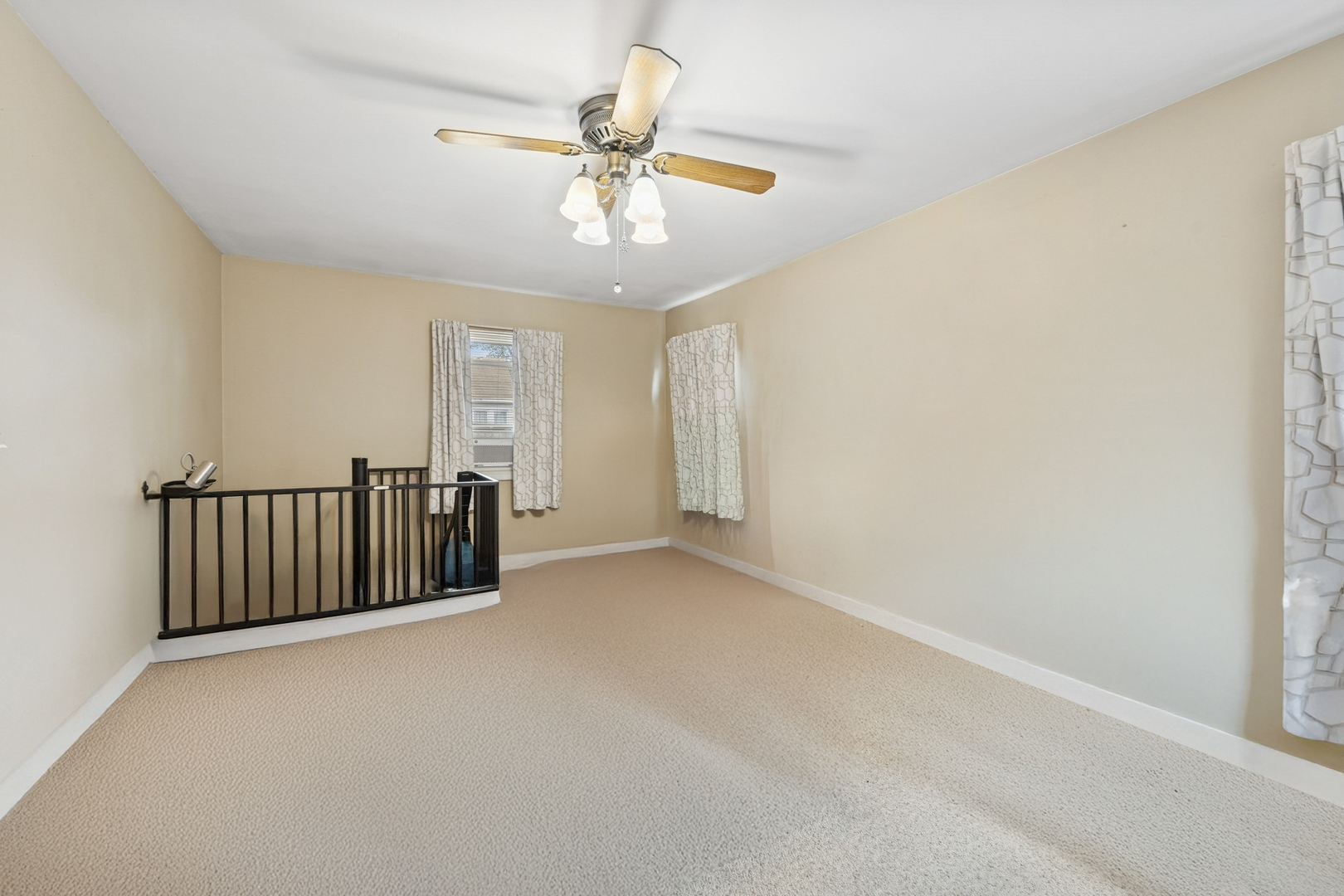 5013 W Argyle Street, Chicago, IL 60630