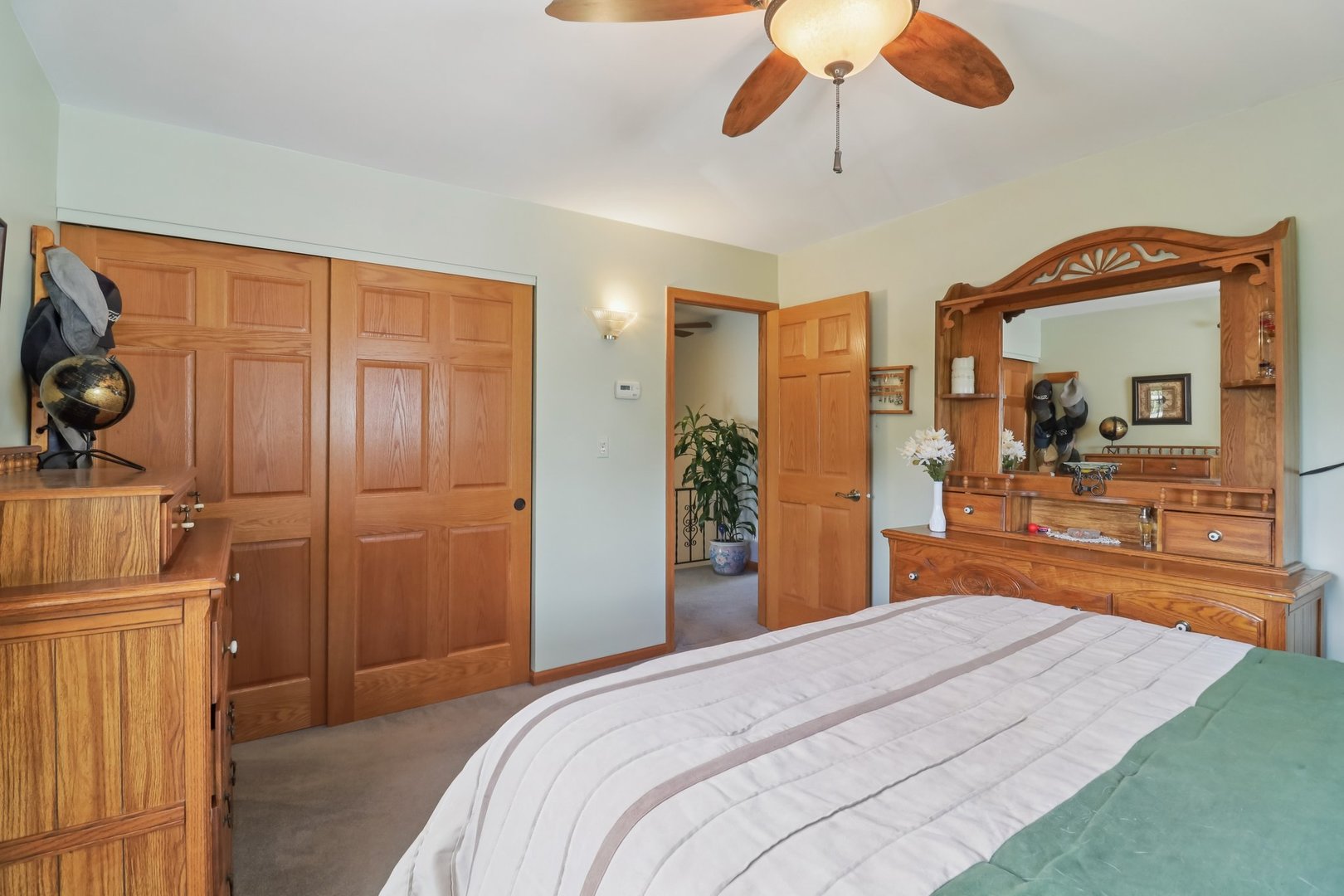 325 Hillandale Drive, Round Lake, IL 60073