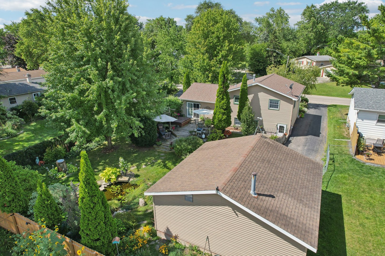 325 Hillandale Drive, Round Lake, IL 60073