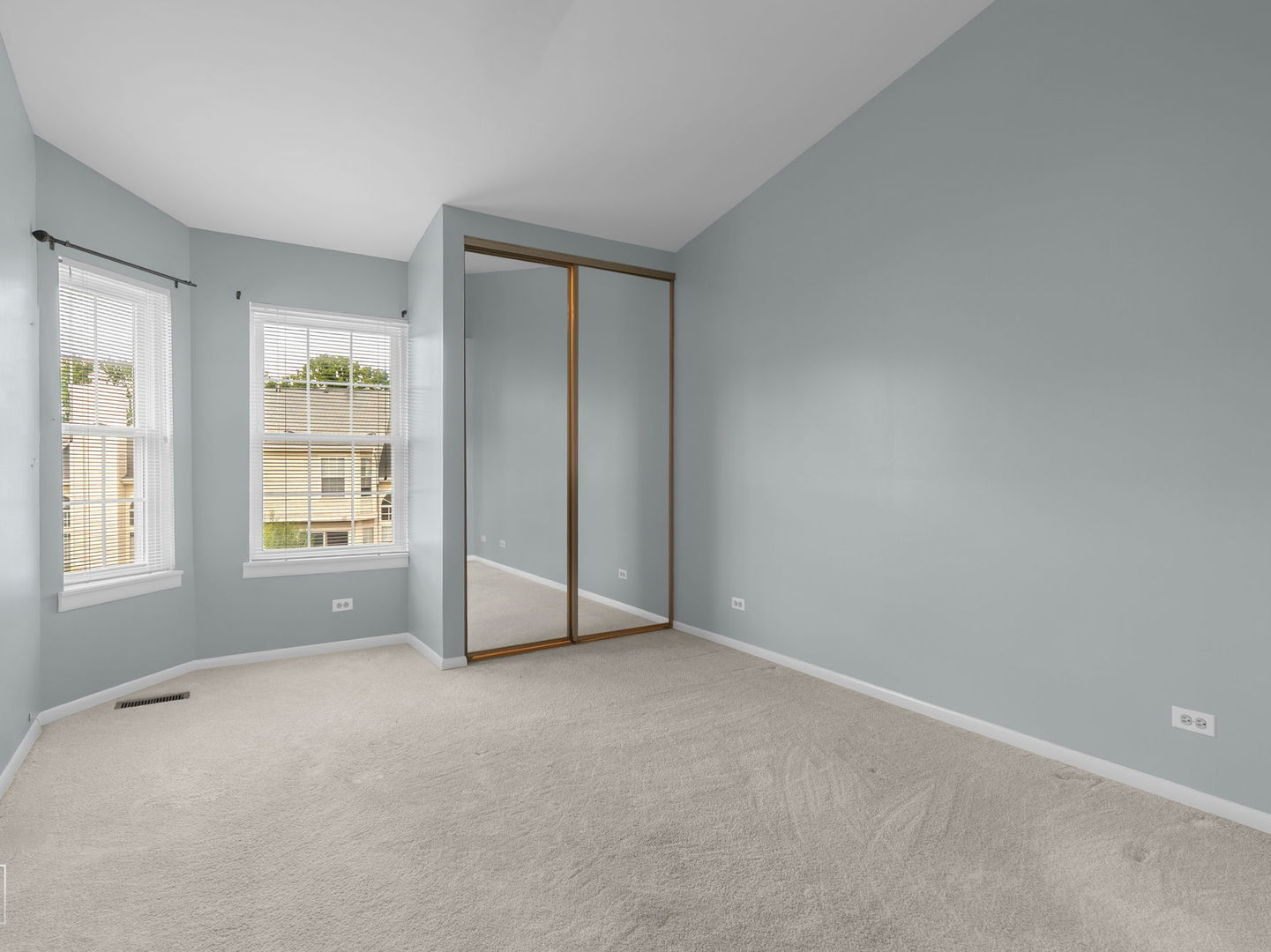 845 DRACUT Lane #00, Schaumburg, IL 60173