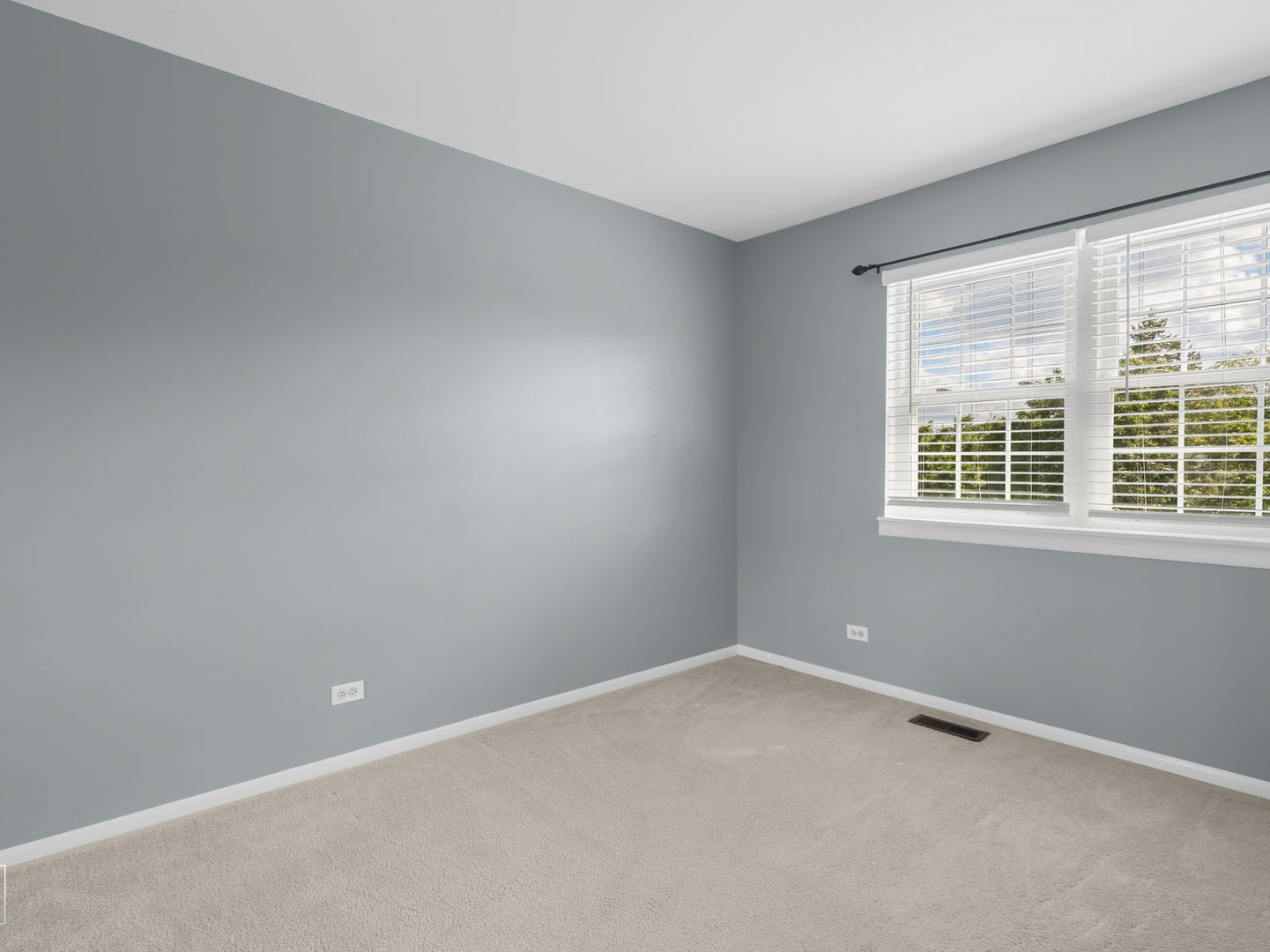 845 DRACUT Lane #00, Schaumburg, IL 60173